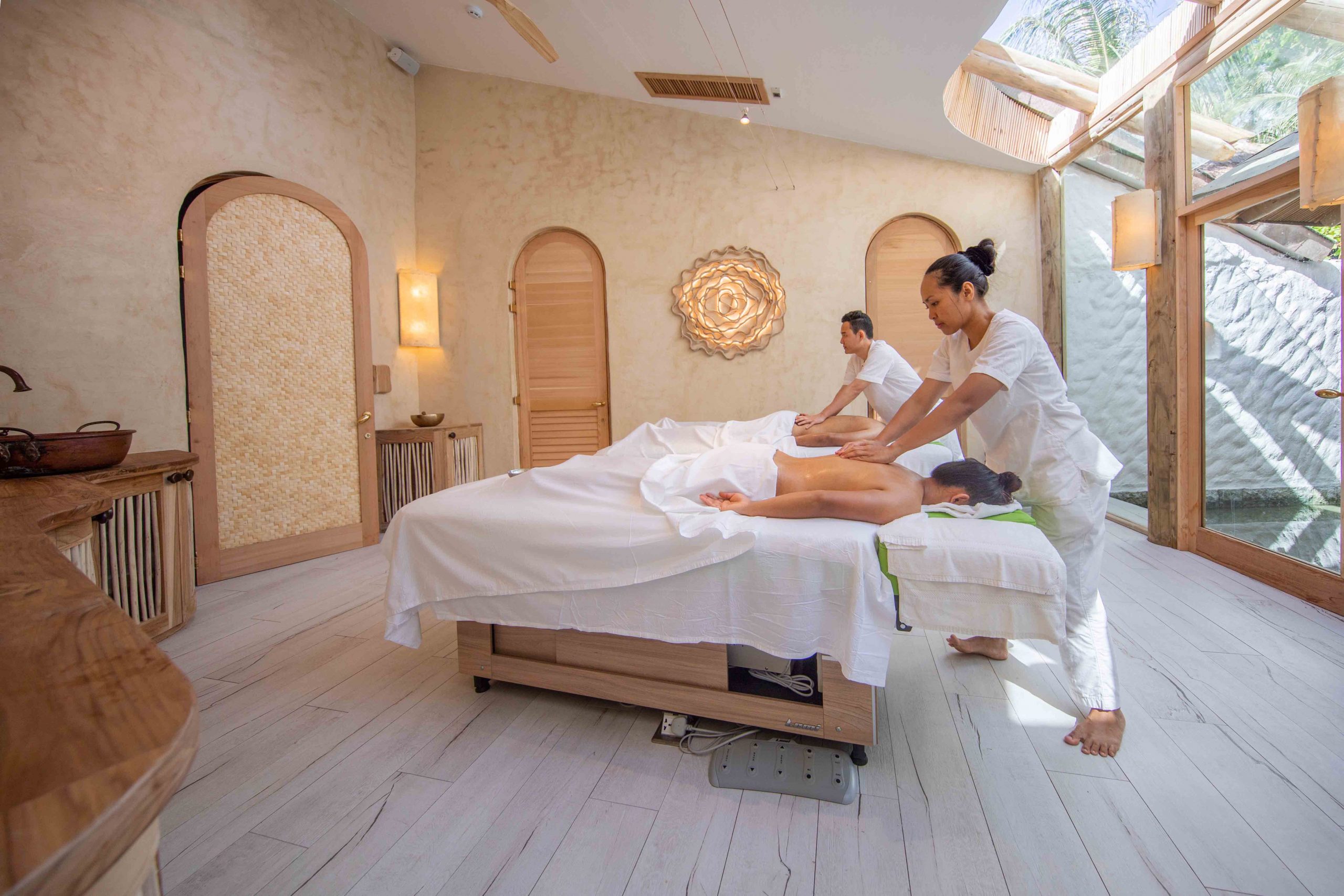 Restaurant, gym and spa acoustic zones